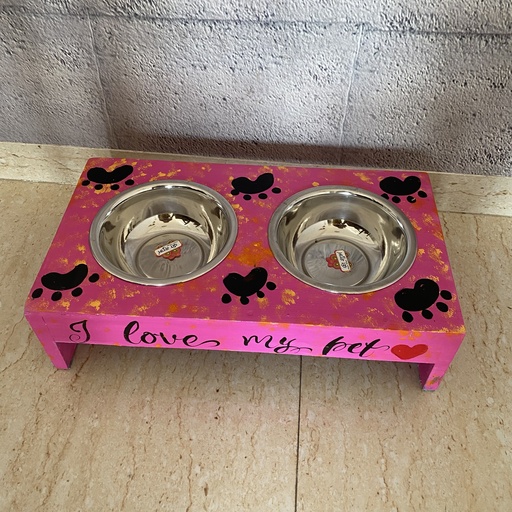 Dog Feeder 